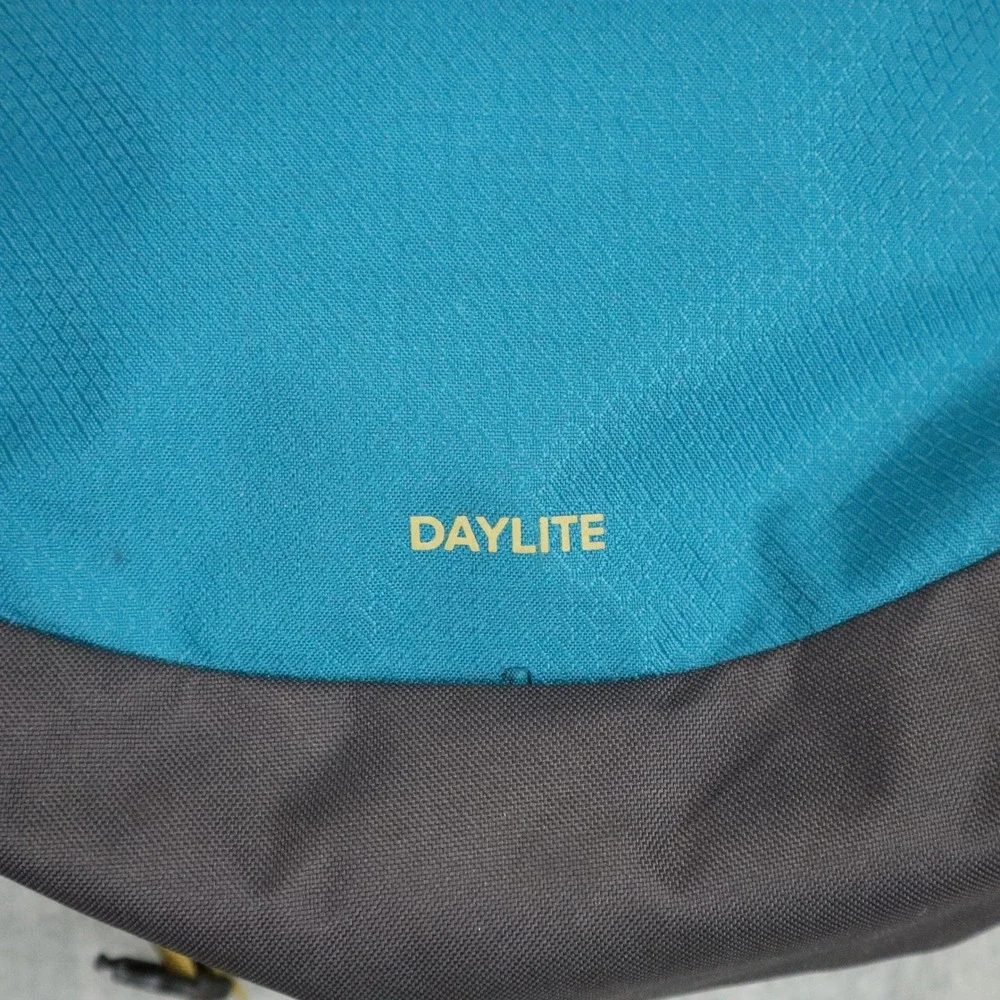 Osprey Daylite Tote Pack Mens‎ OS Teal Yellow Solid 2022 Hiking Travel Backpack